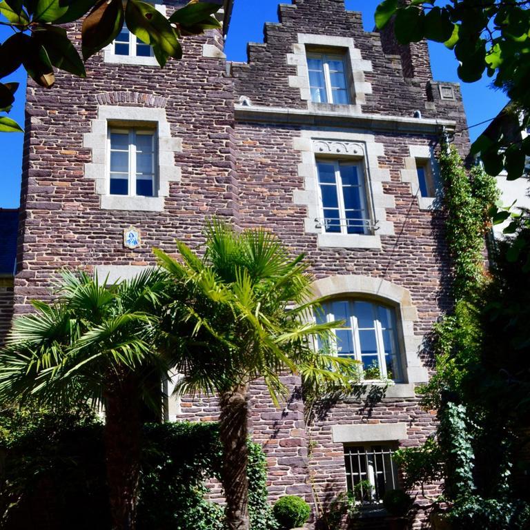 Castel Jolly Bed and Breakfast Rennes Exteriör bild