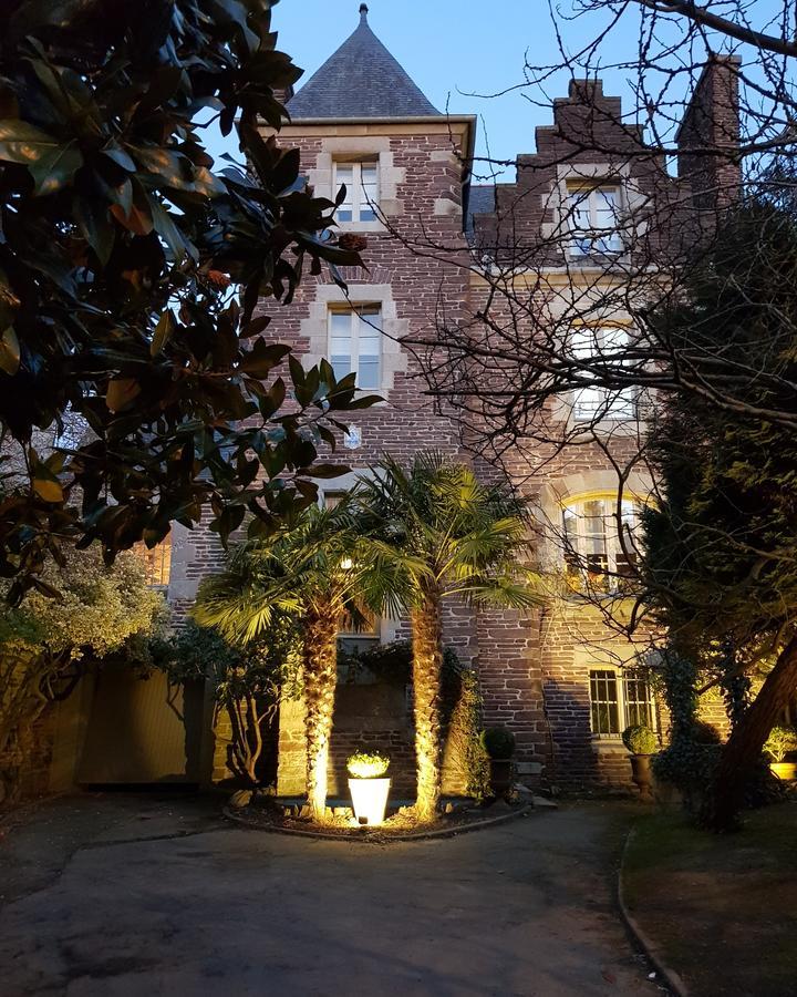 Castel Jolly Bed and Breakfast Rennes Exteriör bild