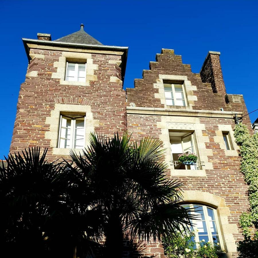 Castel Jolly Bed and Breakfast Rennes Exteriör bild